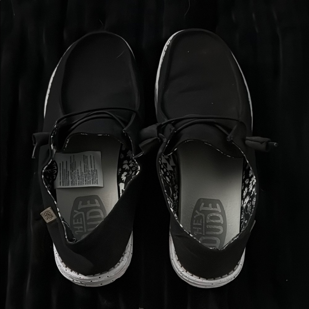 Black HeyDude, women's size 9